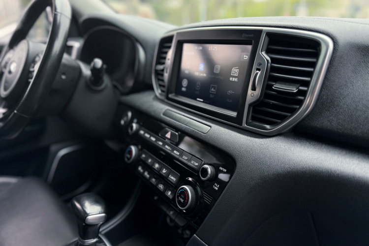 Kia KX5 2017 صورة سيارة #10