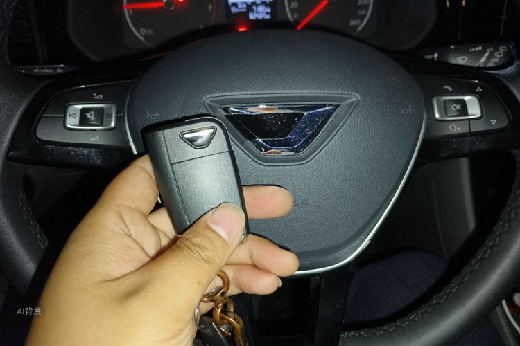 VS5 2020 car image #10