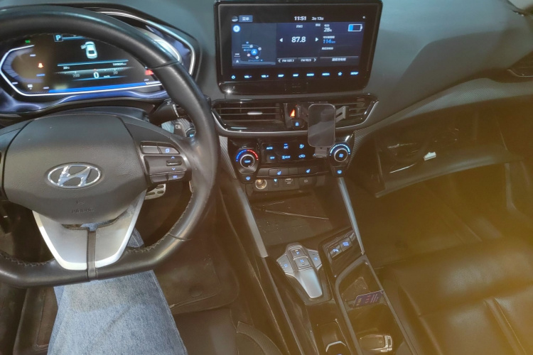 Hyundai Lafesta EV 2021 car image #10