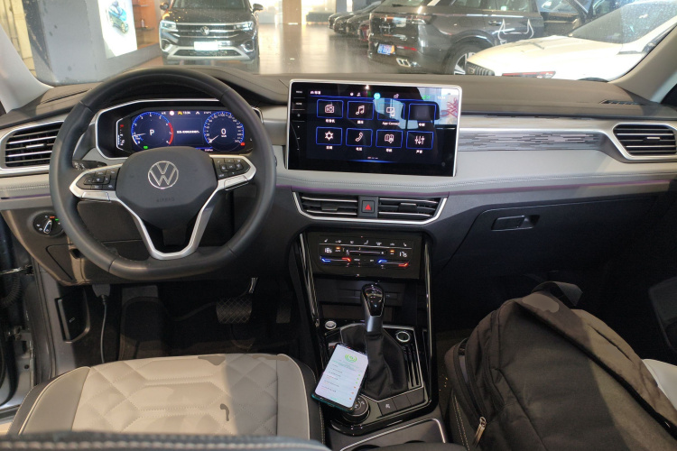 Volkswagen Tayron 2023 car image #10