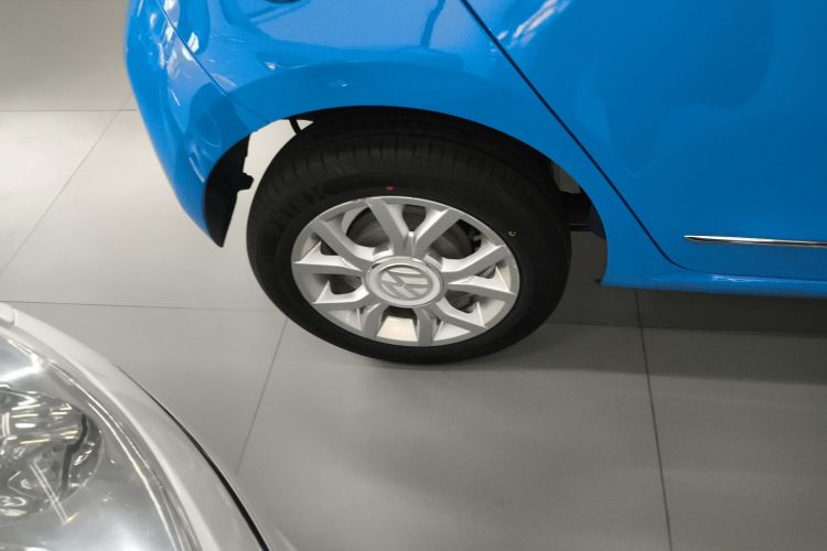 Volkswagen up! 2016 car image #10