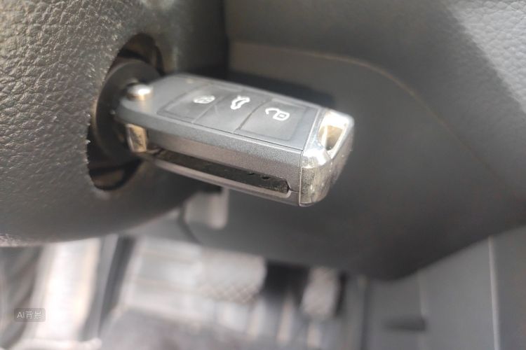 Volkswagen Touran 2017 immagine di auto #10