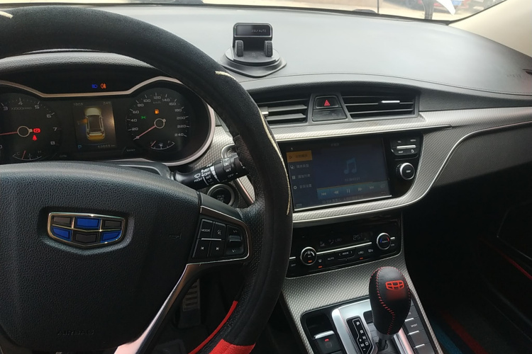 GEELY Emgrand GS 2017 #10 GEELY Emgrand GS 2017 car image #10