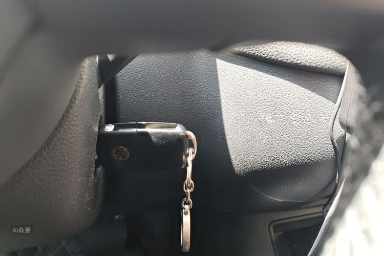 Volkswagen Tiguan 2014 car image #10