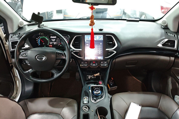 广汽传祺 传祺GS4新能源 2018 汽车图片 #10