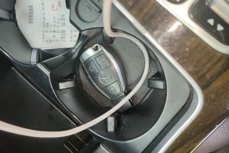 Mercedes-Benz GLC Class 2016 صورة سيارة #10