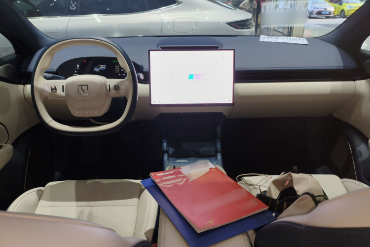 极氪 极氪007 2024 汽车图片 #10