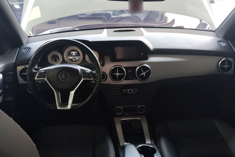 Mercedes-Benz GLK Class 2015 car image #10