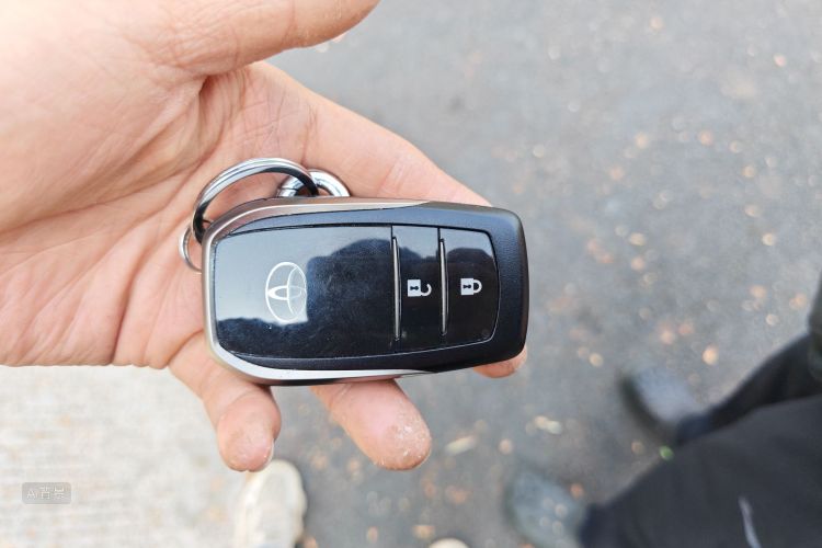 Toyota Highlander 2018 car image #10