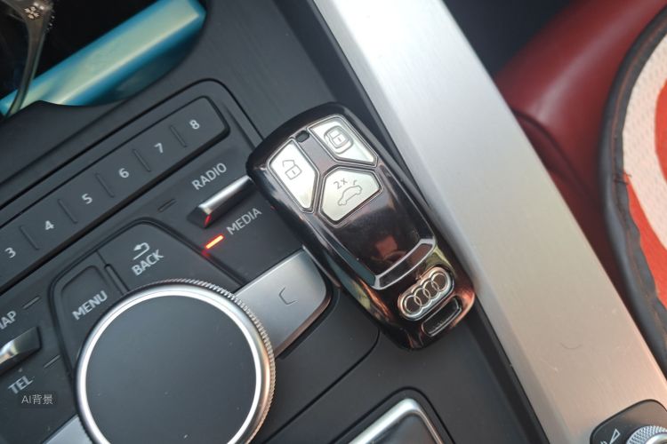 Audi S4 2019 imagem de carro #10