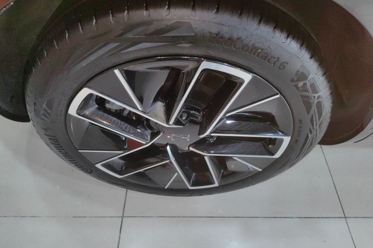 Avatr 11 2025 изображение автомобиля #10