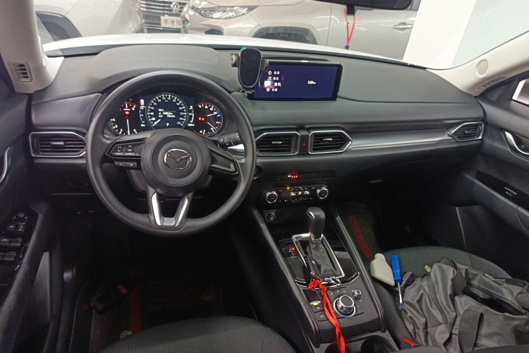 Mazda CX-5 2025 car image #10
