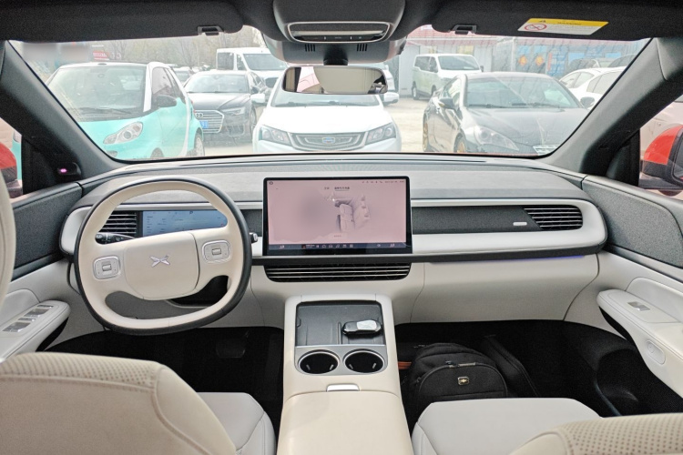MG G6 2023 car image #10