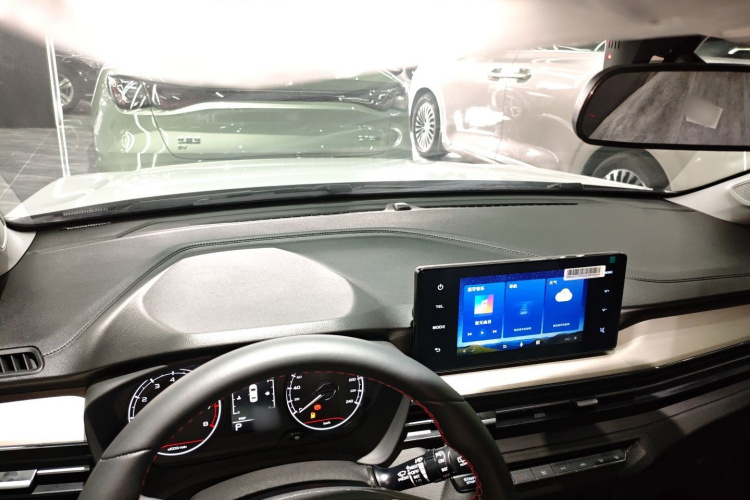 X3 PRO 2025 #10 X3 PRO 2025 car image #10
