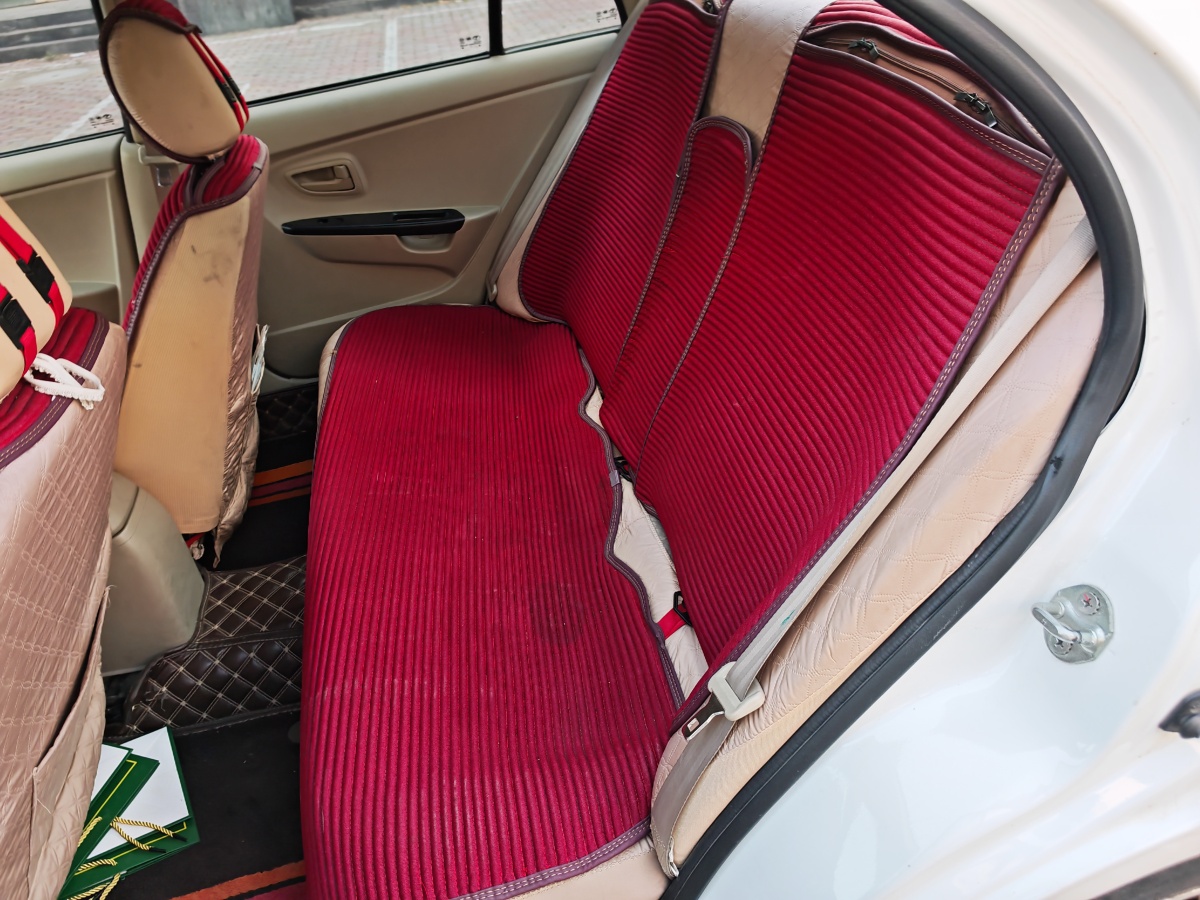 Soueast 2015 #10 Soueast 2015 car image #10