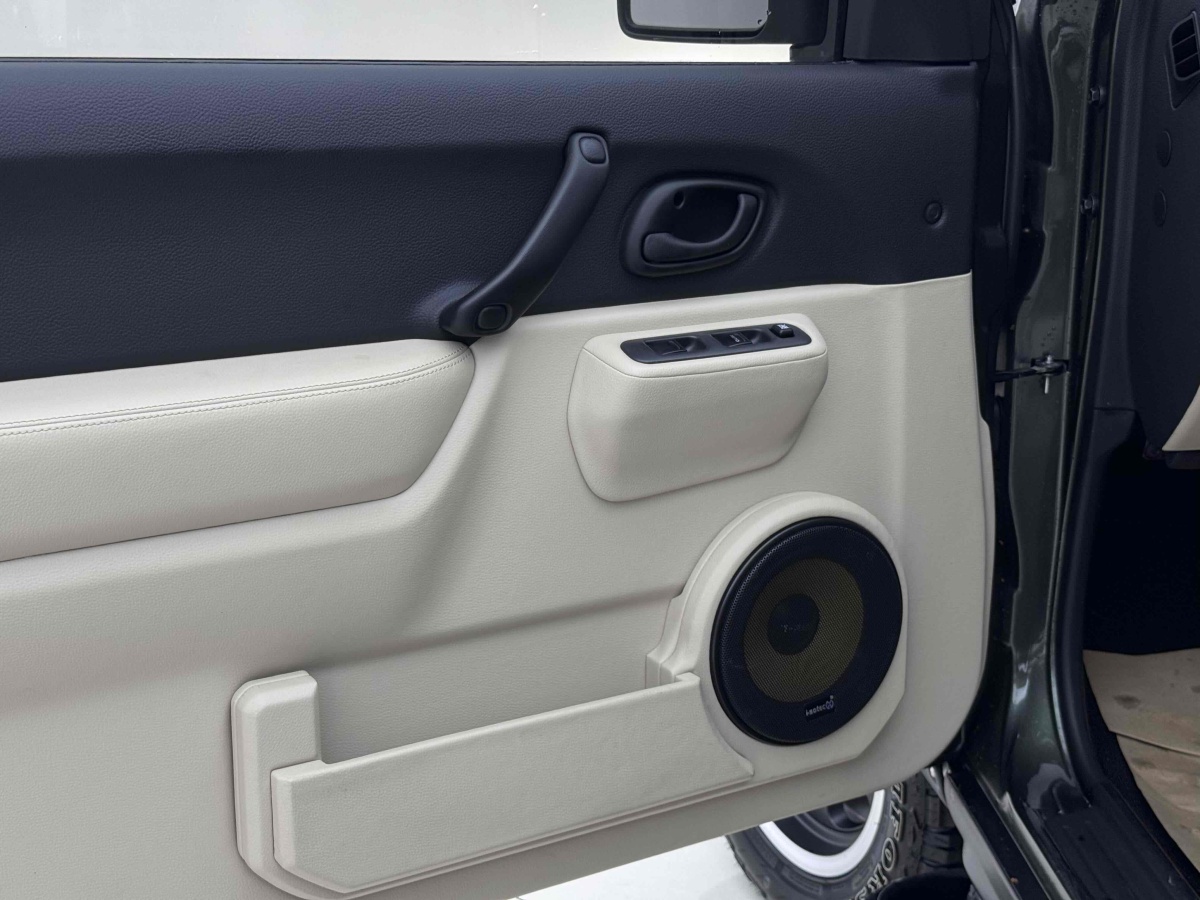 Suzuki Jimny (Imported) 2015 image de voiture #10