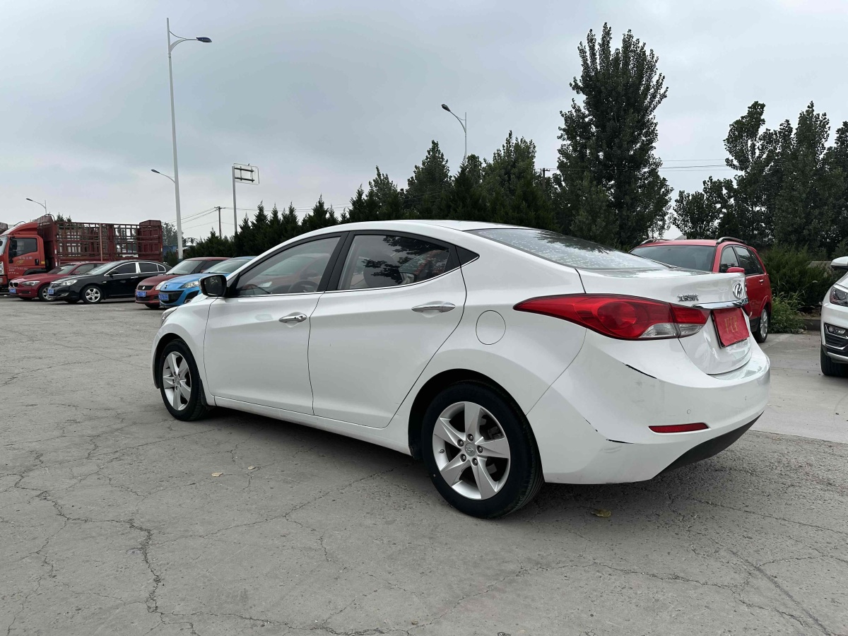 Hyundai Elantra MD 2012 immagine di auto #10