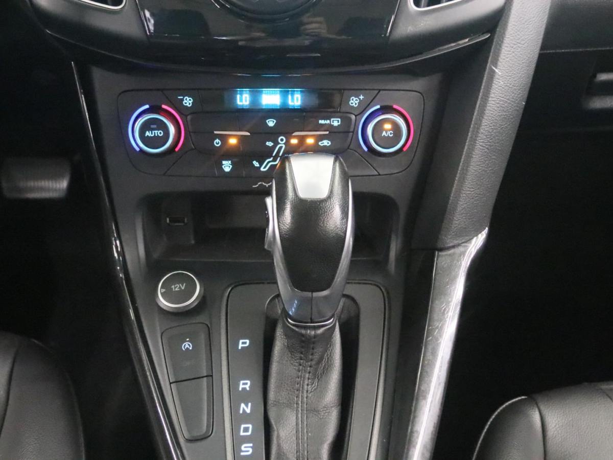 Ford Focus (Imported) 2017 صورة سيارة #10