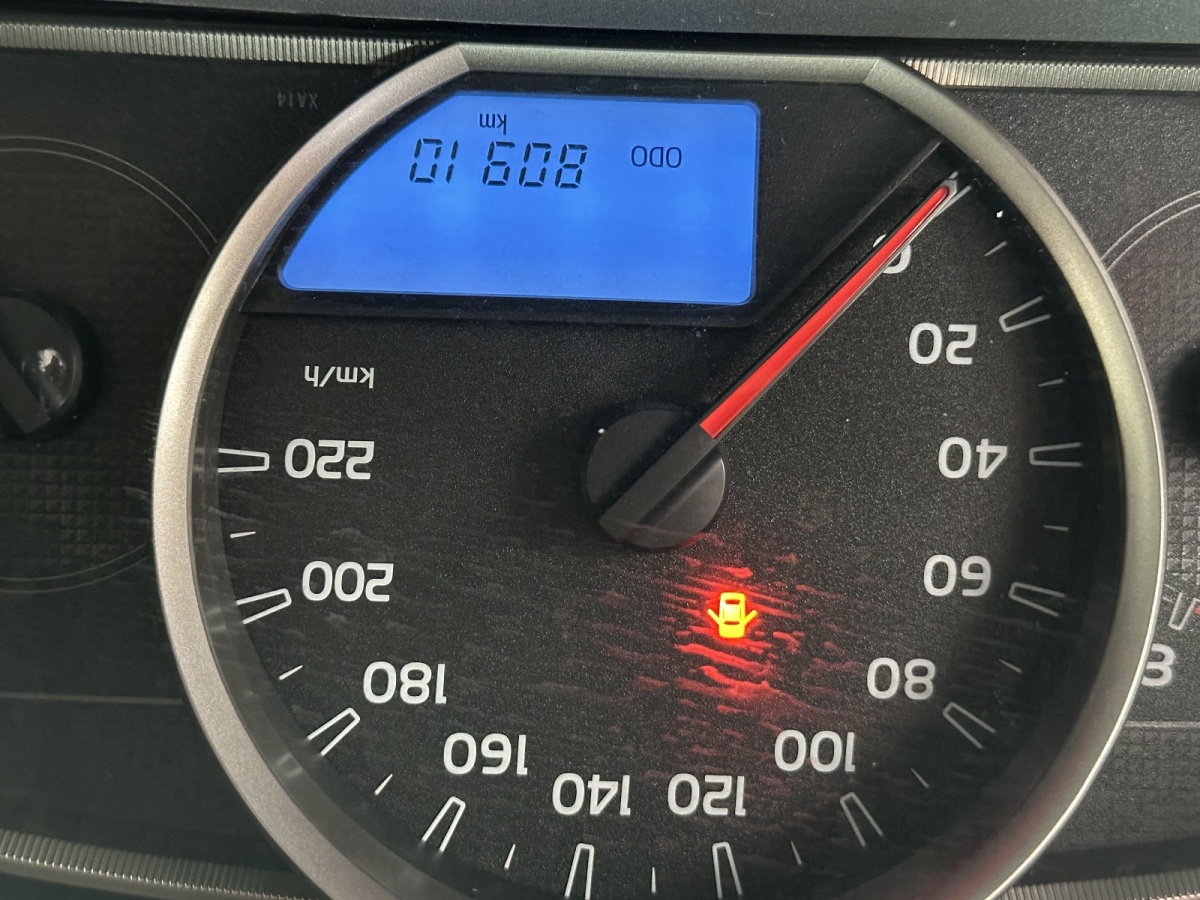Toyota RAV4 2019 car image #10