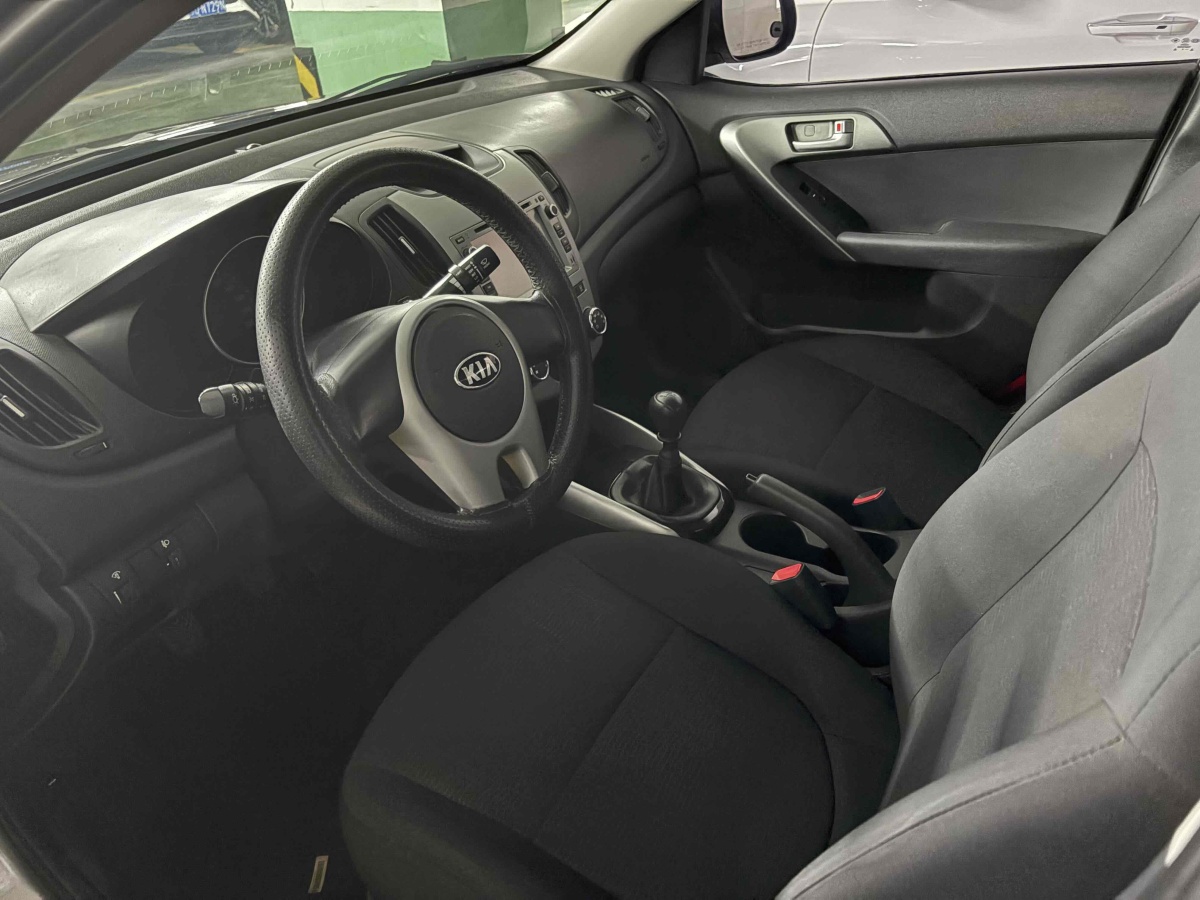 Kia Forte 2014 imagen de coche #10