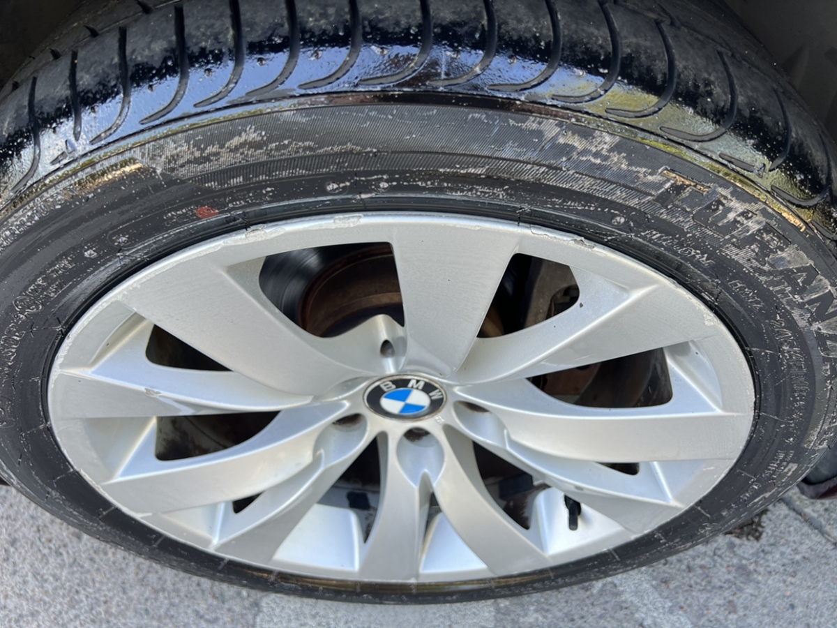 BMW 6 Series 2010 car image #10