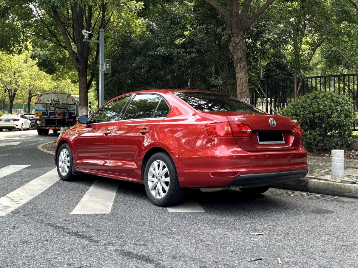Volkswagen Sagitar 2012 imagem de carro #10