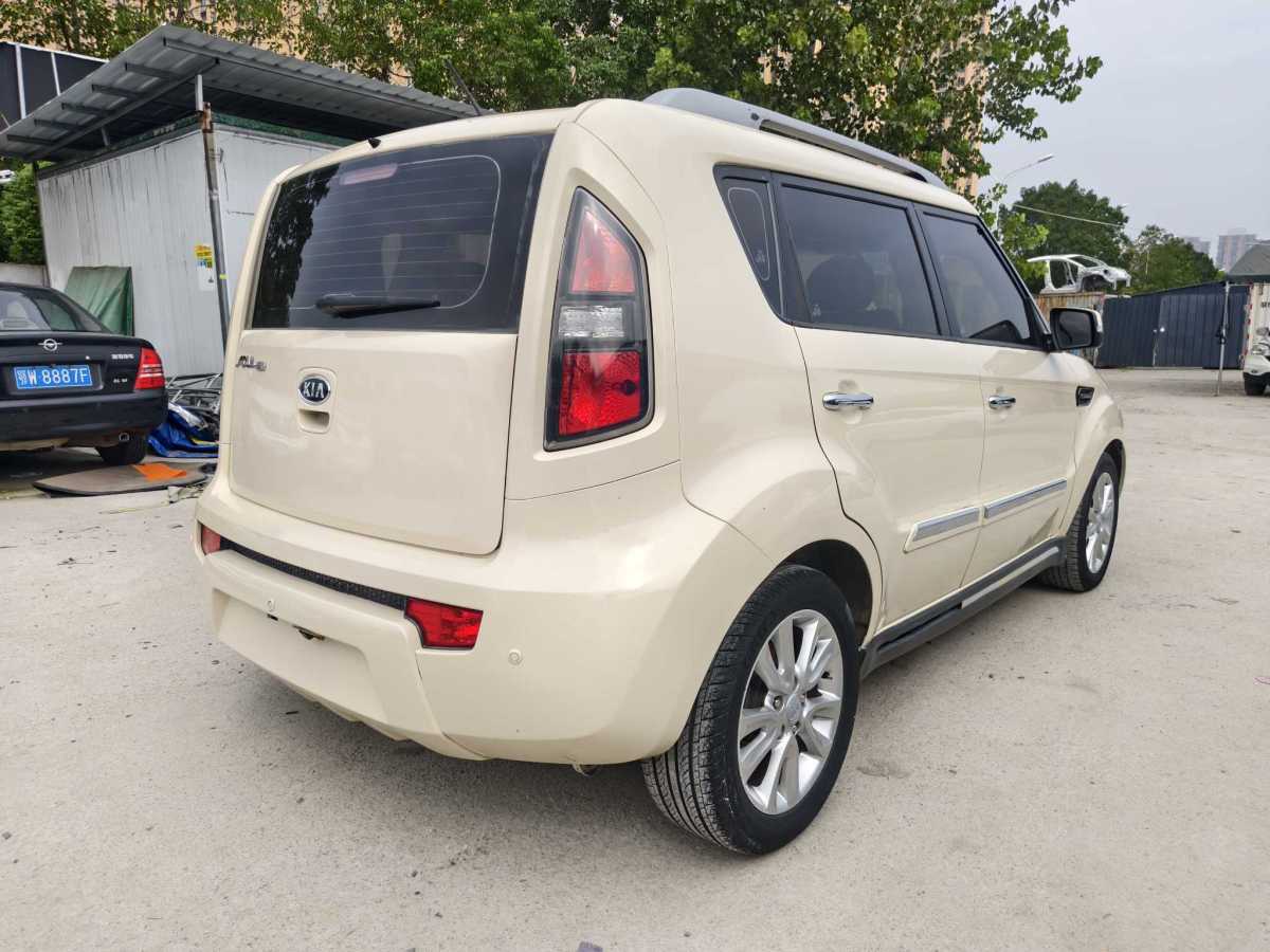 Kia Soul 2012 immagine di auto #10