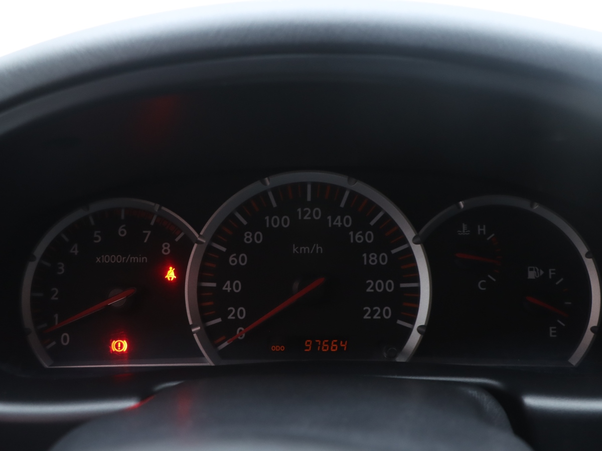 日产 日产帕拉丁 2016 汽车图片 #10