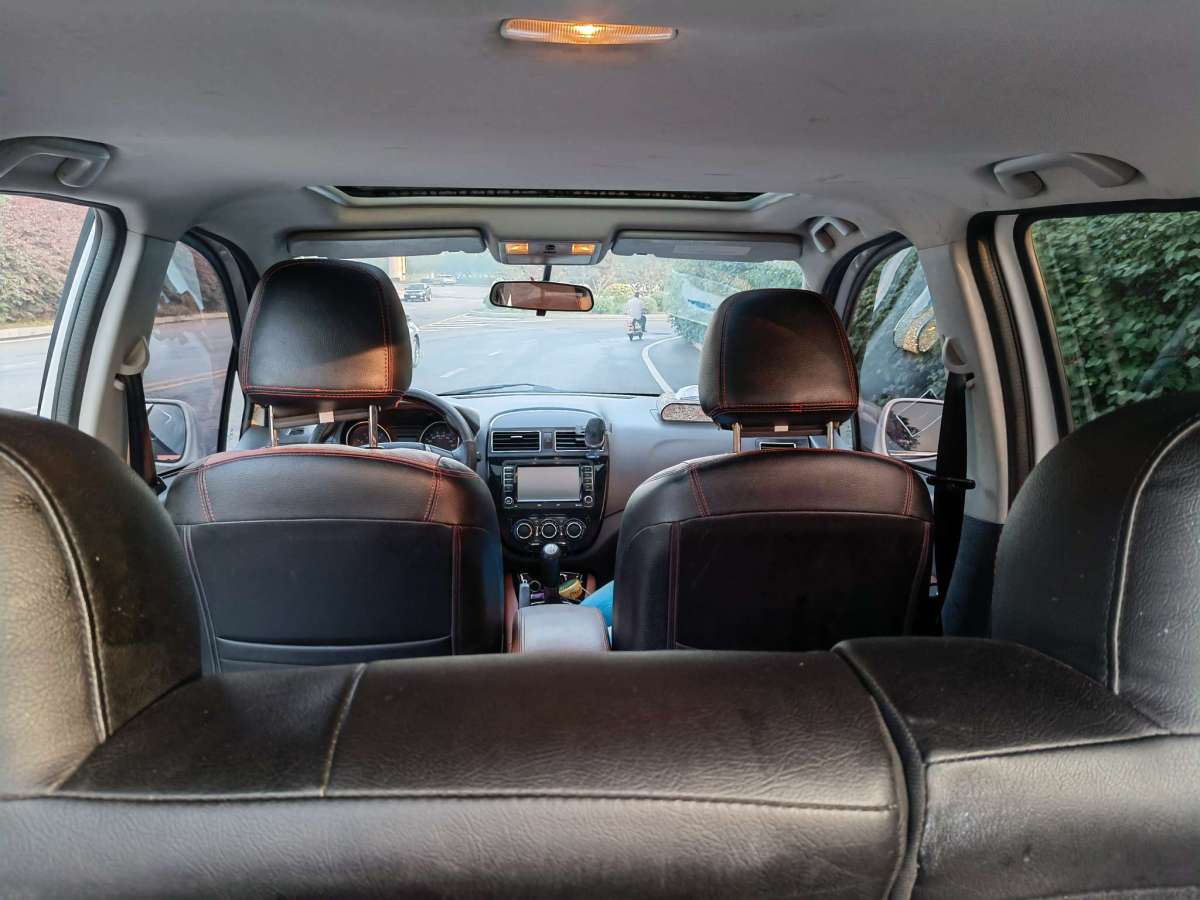 Forthing JOYEAR SUV 2015 car image #10