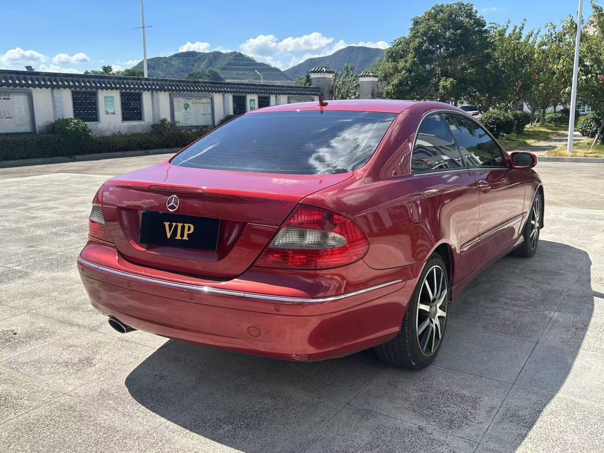 Mercedes-Benz CLK Class 2007 immagine di auto #10