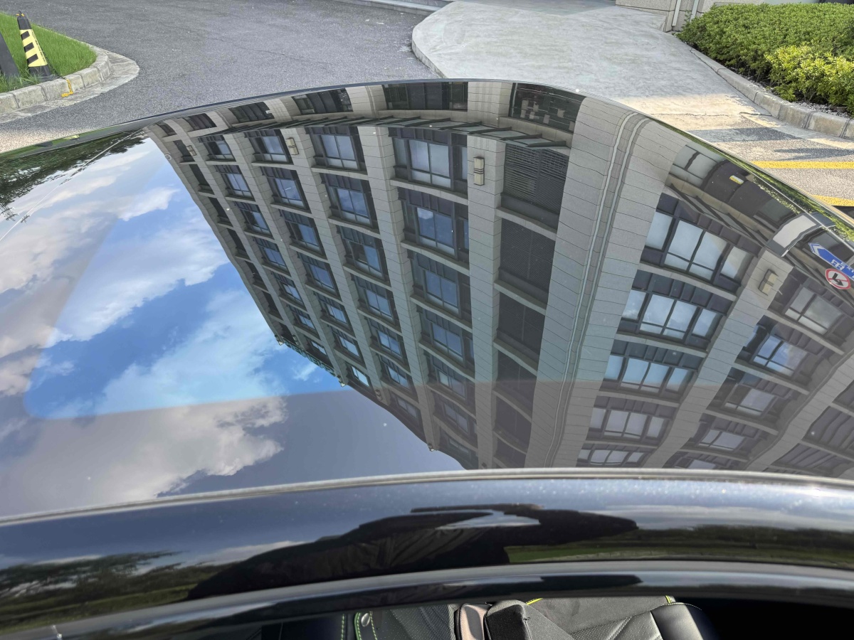 哪吒汽车 哪吒GT 2023 汽车图片 #10