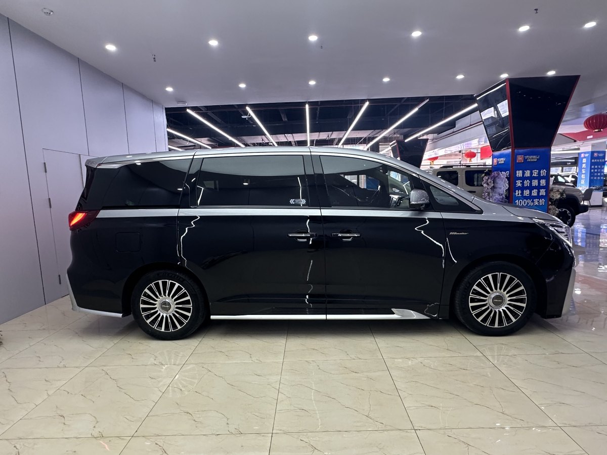 广汽传祺 传祺M8 2022 汽车图片 #10