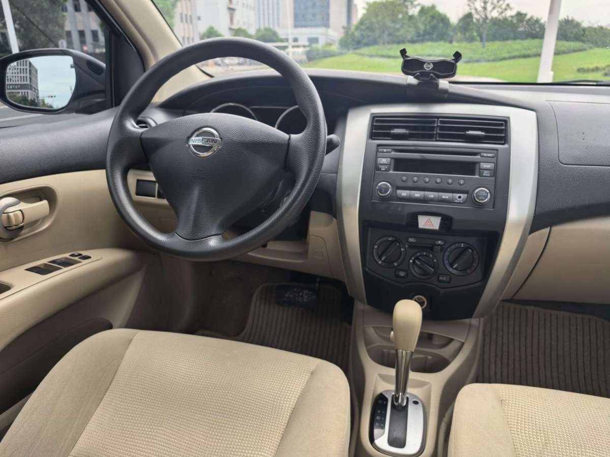 日产 骊威 2013 汽车图片 #10