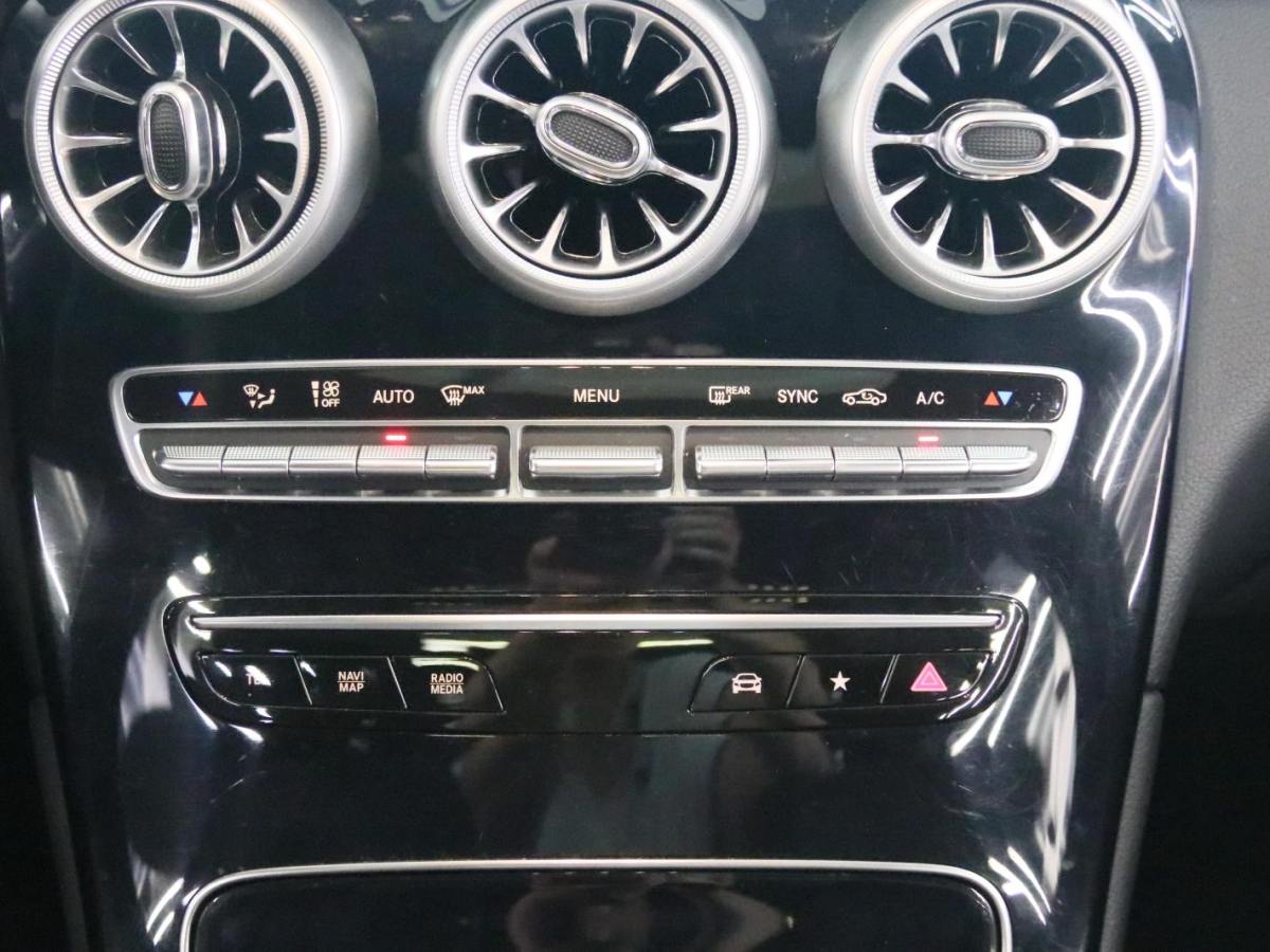 Mercedes-Benz GLC Class New Energy 2022 imagen de coche #10