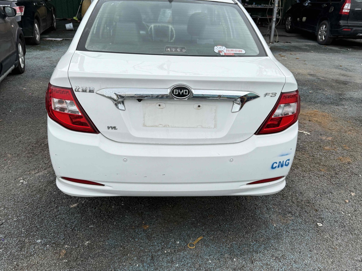 BYD L3 2015 car image #10