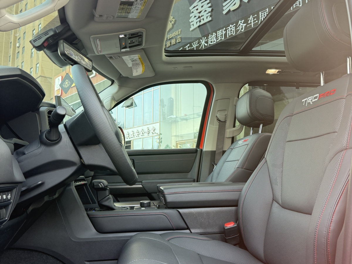 Toyota Sequoia 2023 #10 Toyota Sequoia 2023 imagen de coche #10