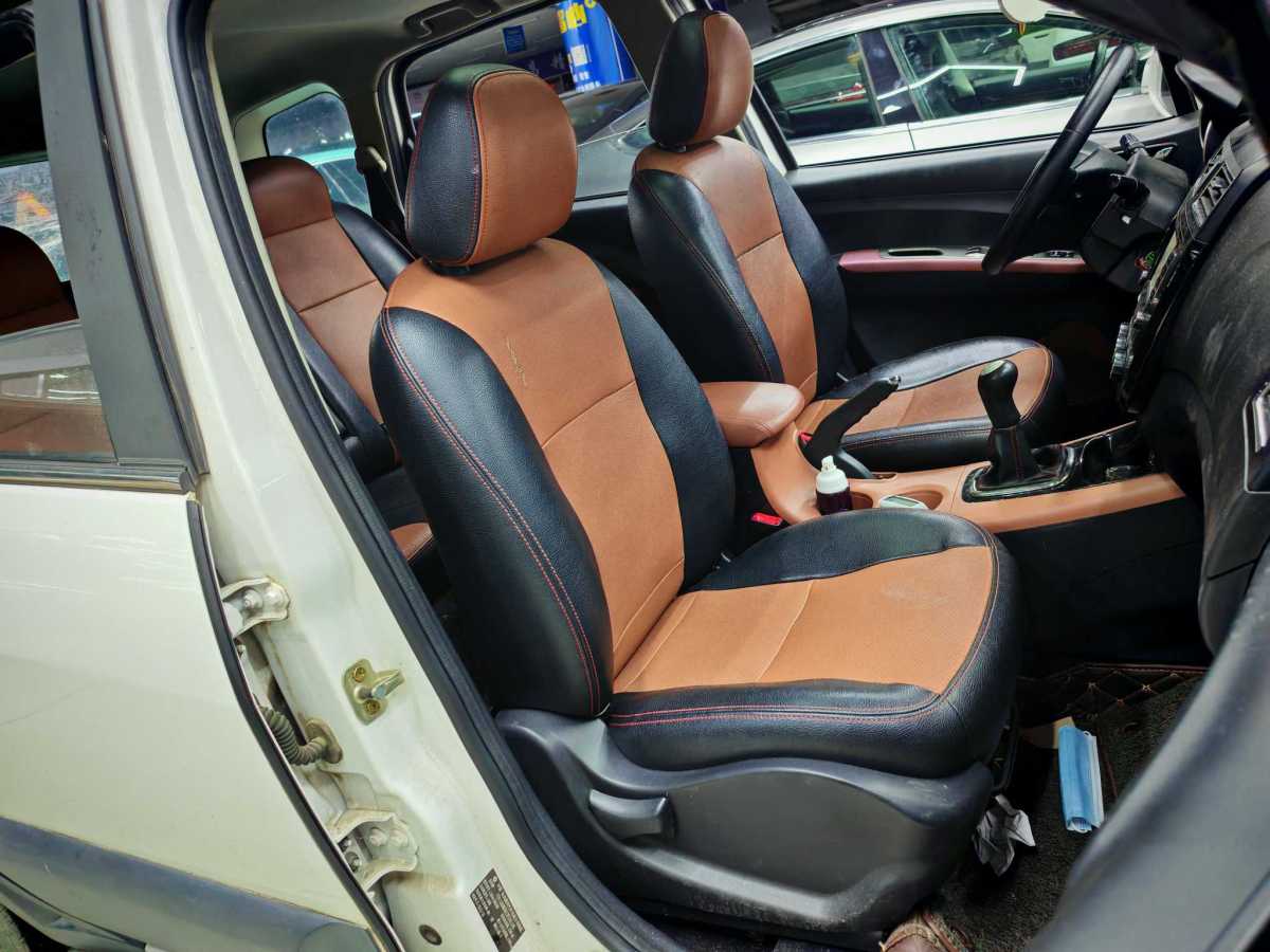 Forthing JOYEAR X3 2016 immagine di auto #10