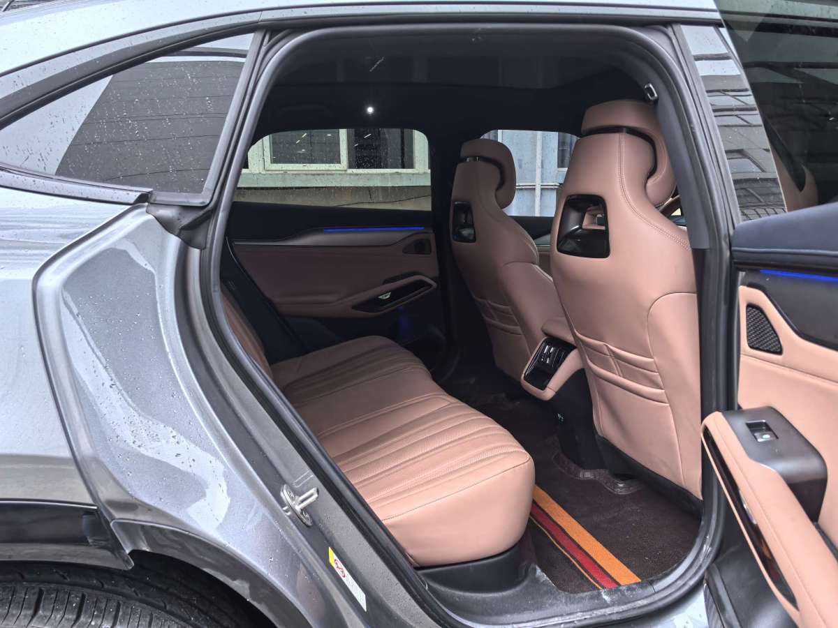 BYD SongL EV 2024 immagine di auto #10