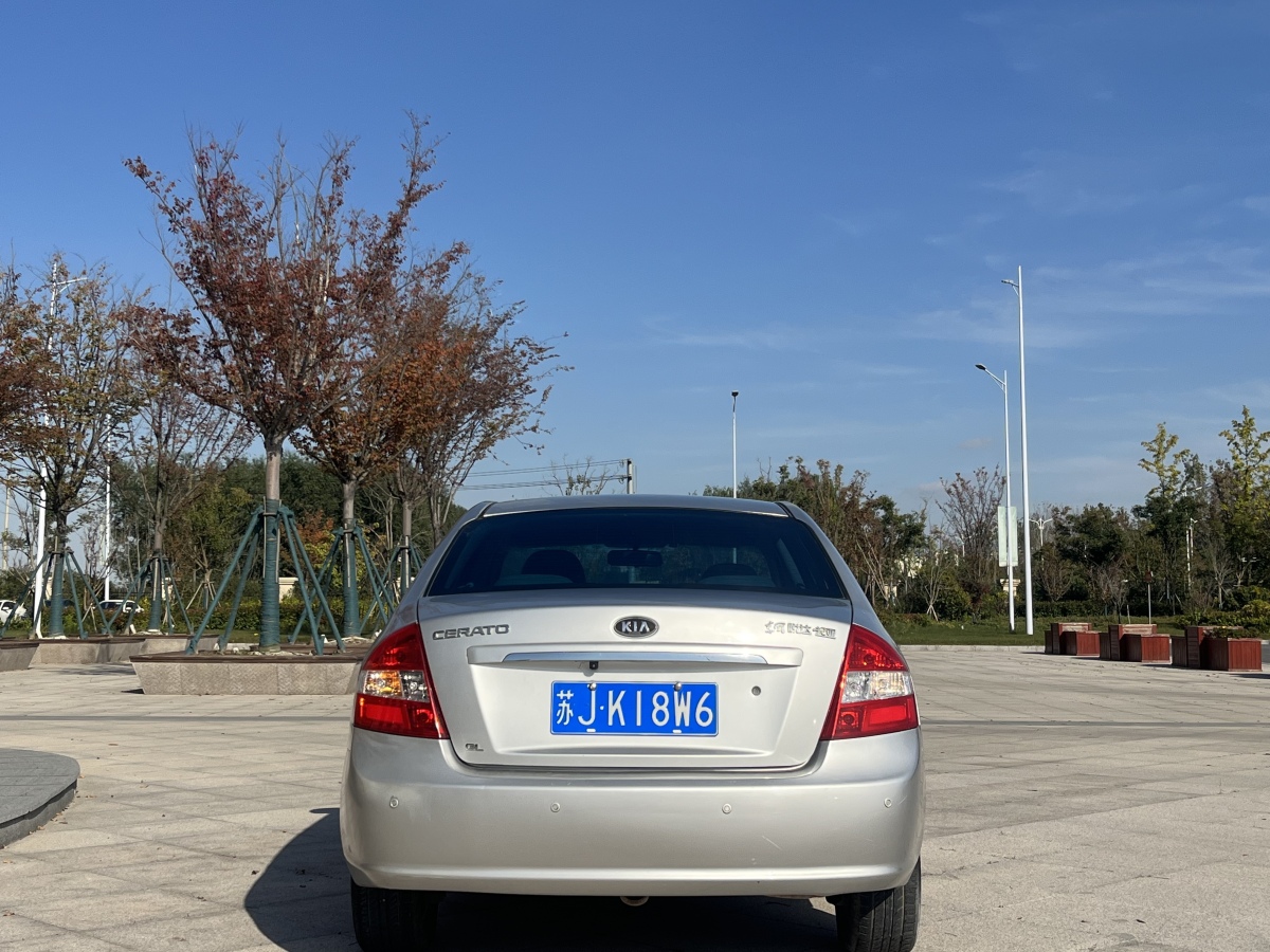 起亚 赛拉图 2010 汽车图片 #10