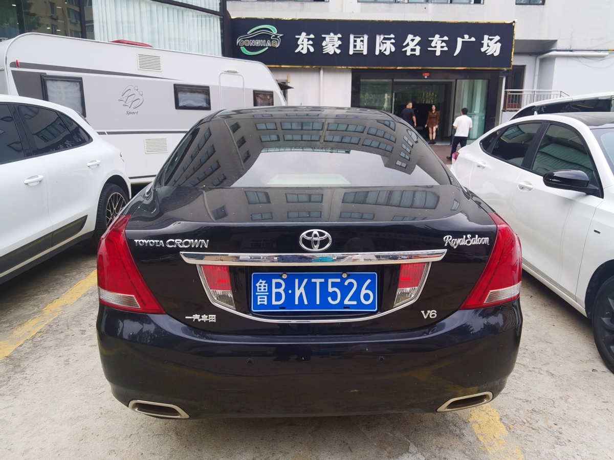 丰田 皇冠 2010 汽车图片 #10