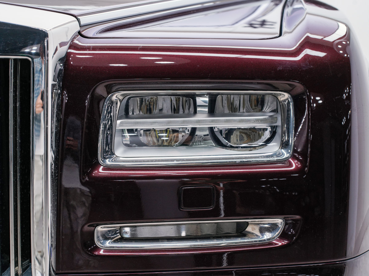 Rolls-Royce Phantom 2016 car image #10