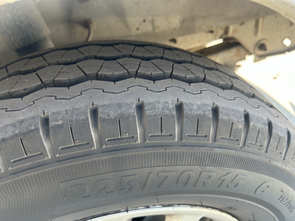 Ford Transit Classic 2012 #10 Ford Transit Classic 2012 car image #10