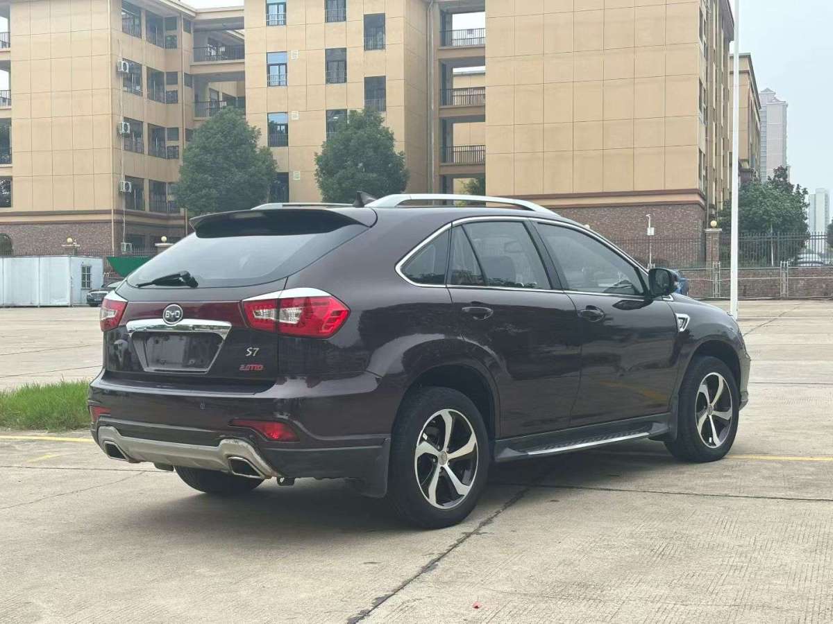 BYD S7 2015 car image #10