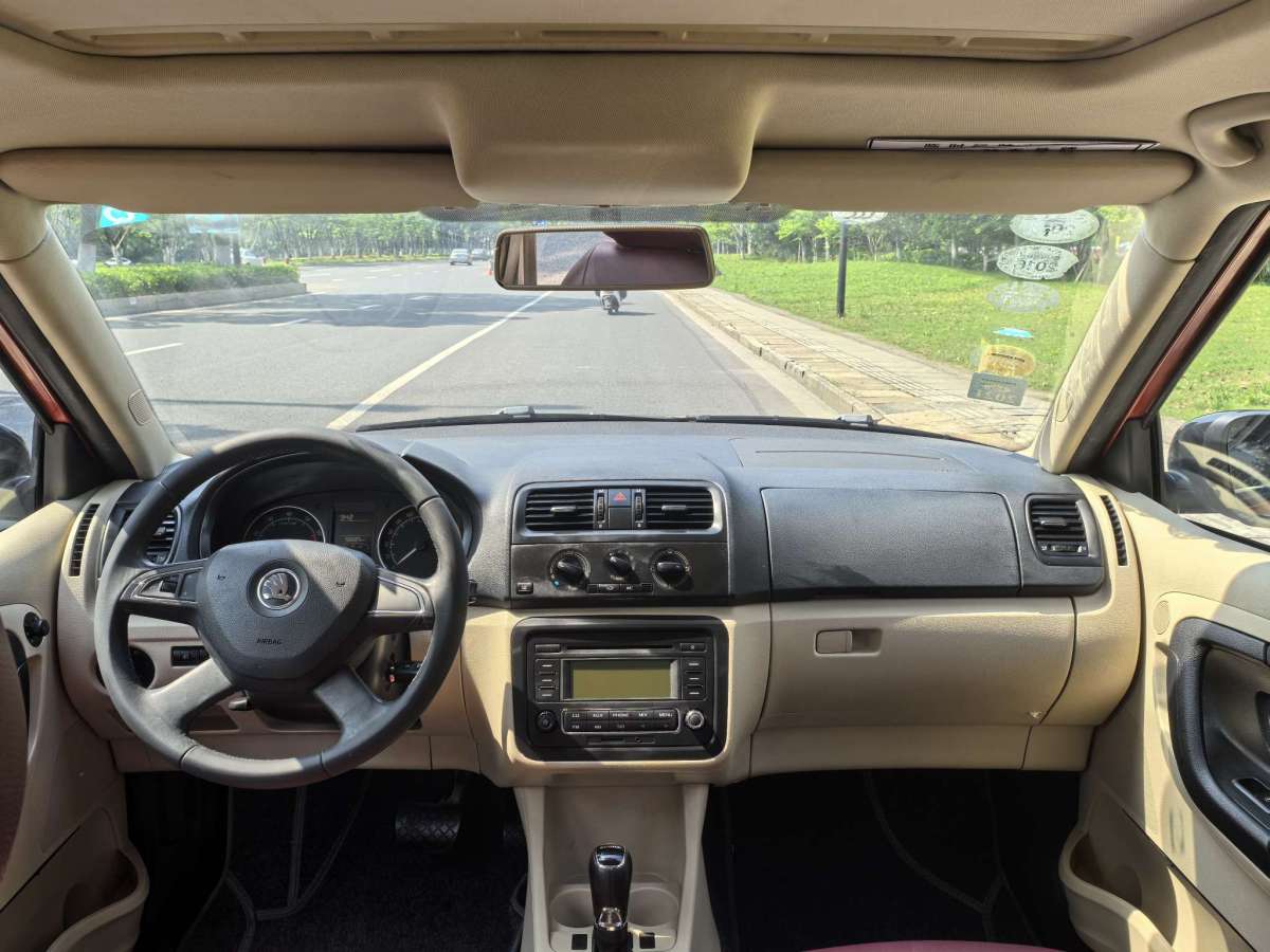 斯柯达 晶锐 2015 汽车图片 #10