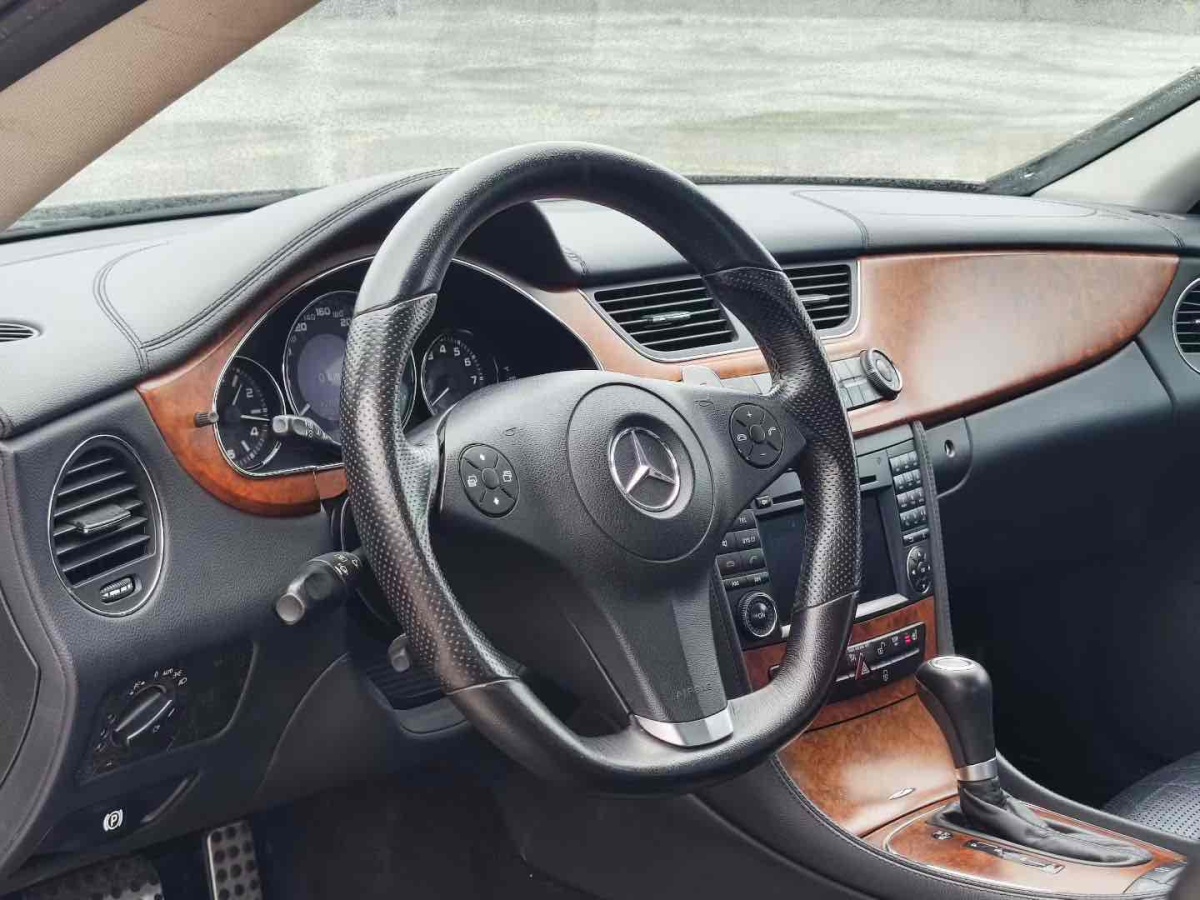 Mercedes-Benz CLS AMG 2008 car image #10