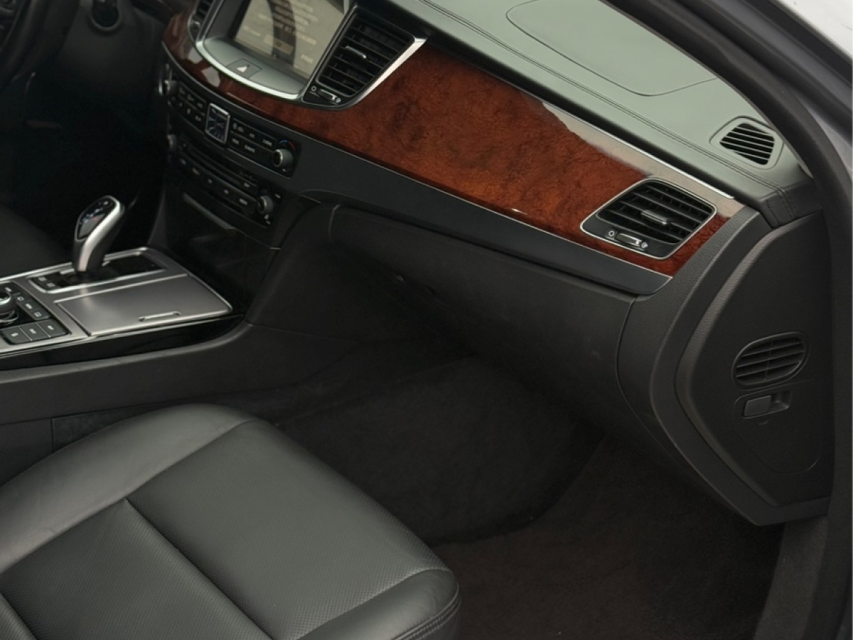 Hyundai Equus 2014 car image #10