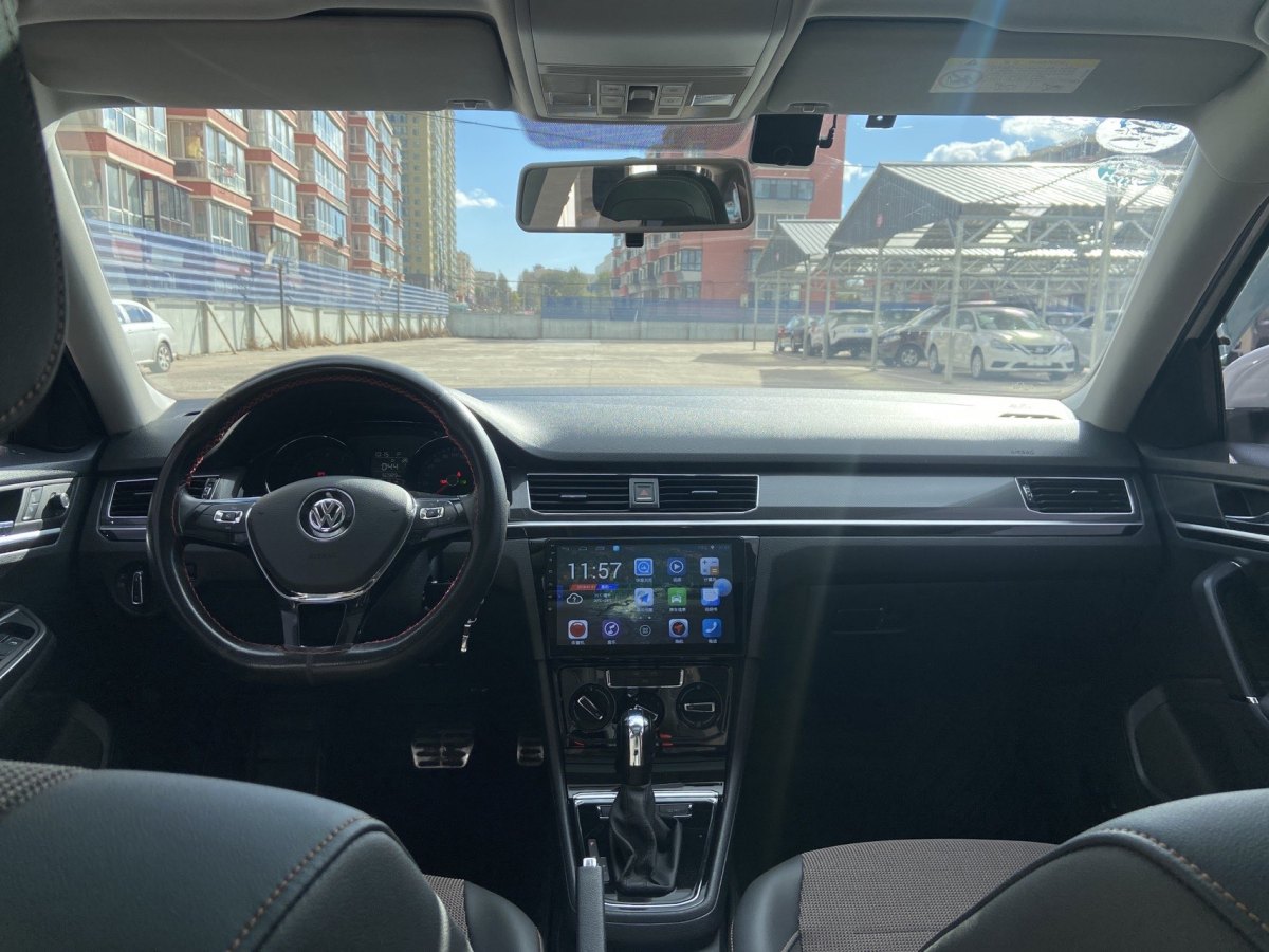 Volkswagen C-Trek 2018 immagine di auto #10