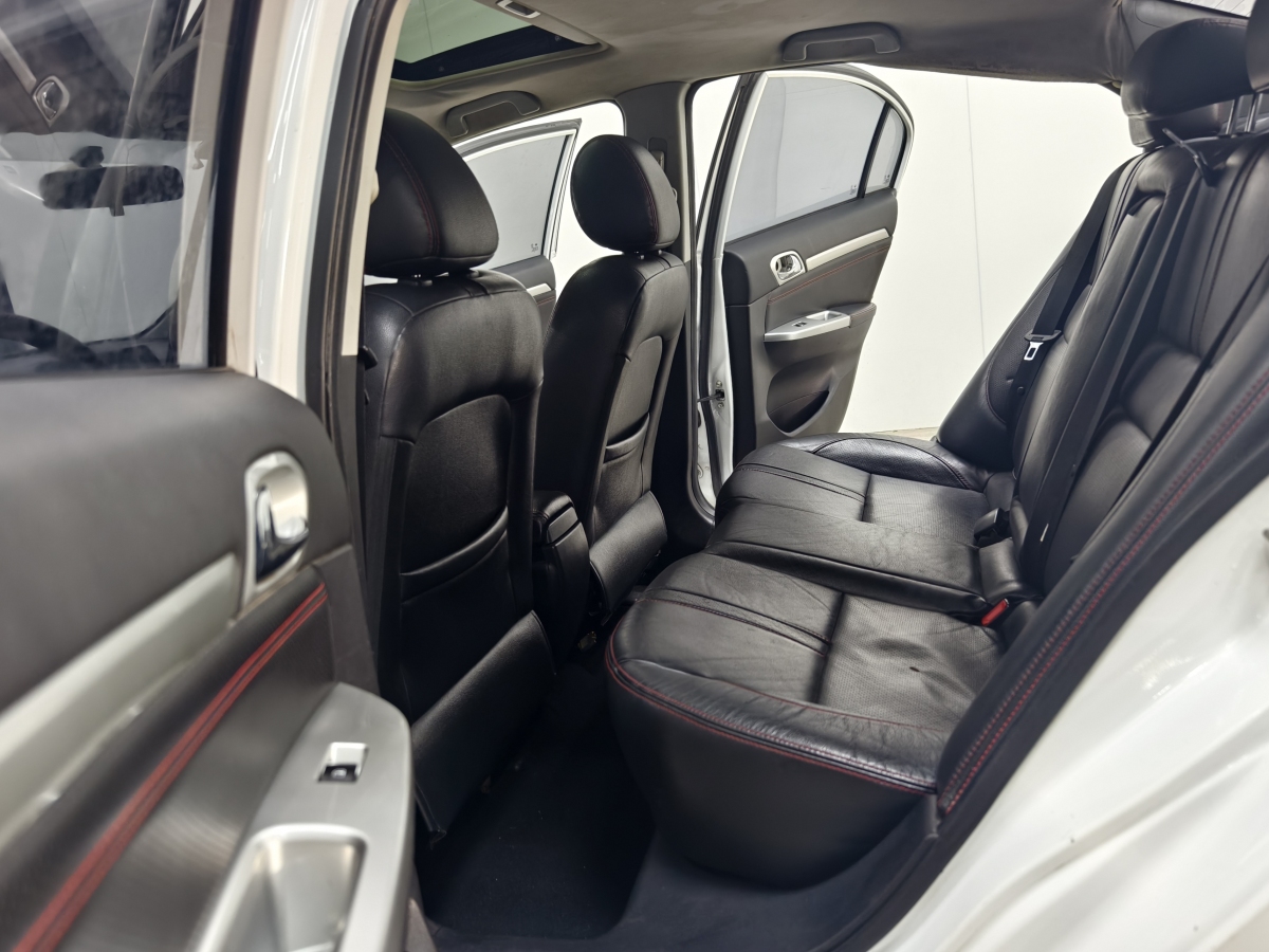 Great Wall C50 2014 car image #10