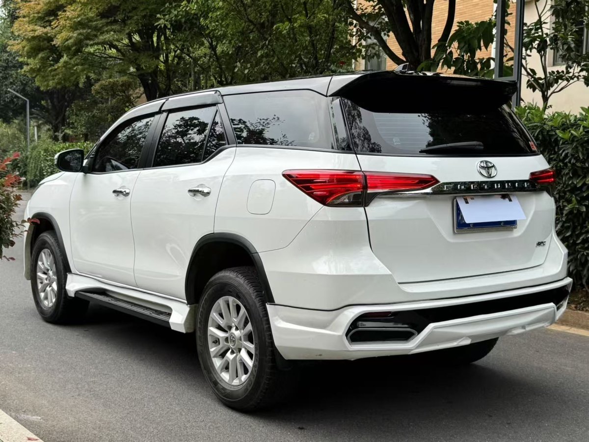 Toyota Fortuner 2020 #10 Toyota Fortuner 2020 car image #10