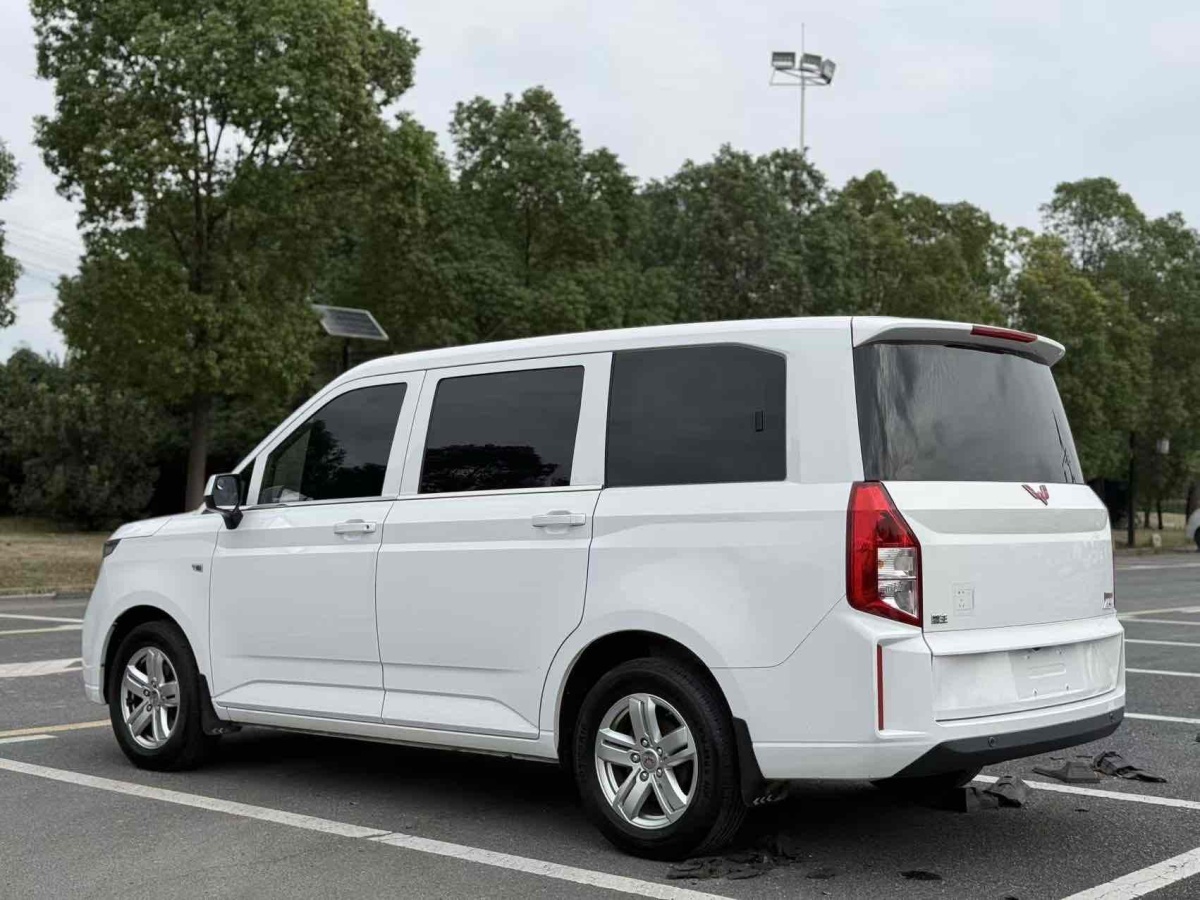 Wuling Hongguang PLUS 2022 изображение автомобиля #10